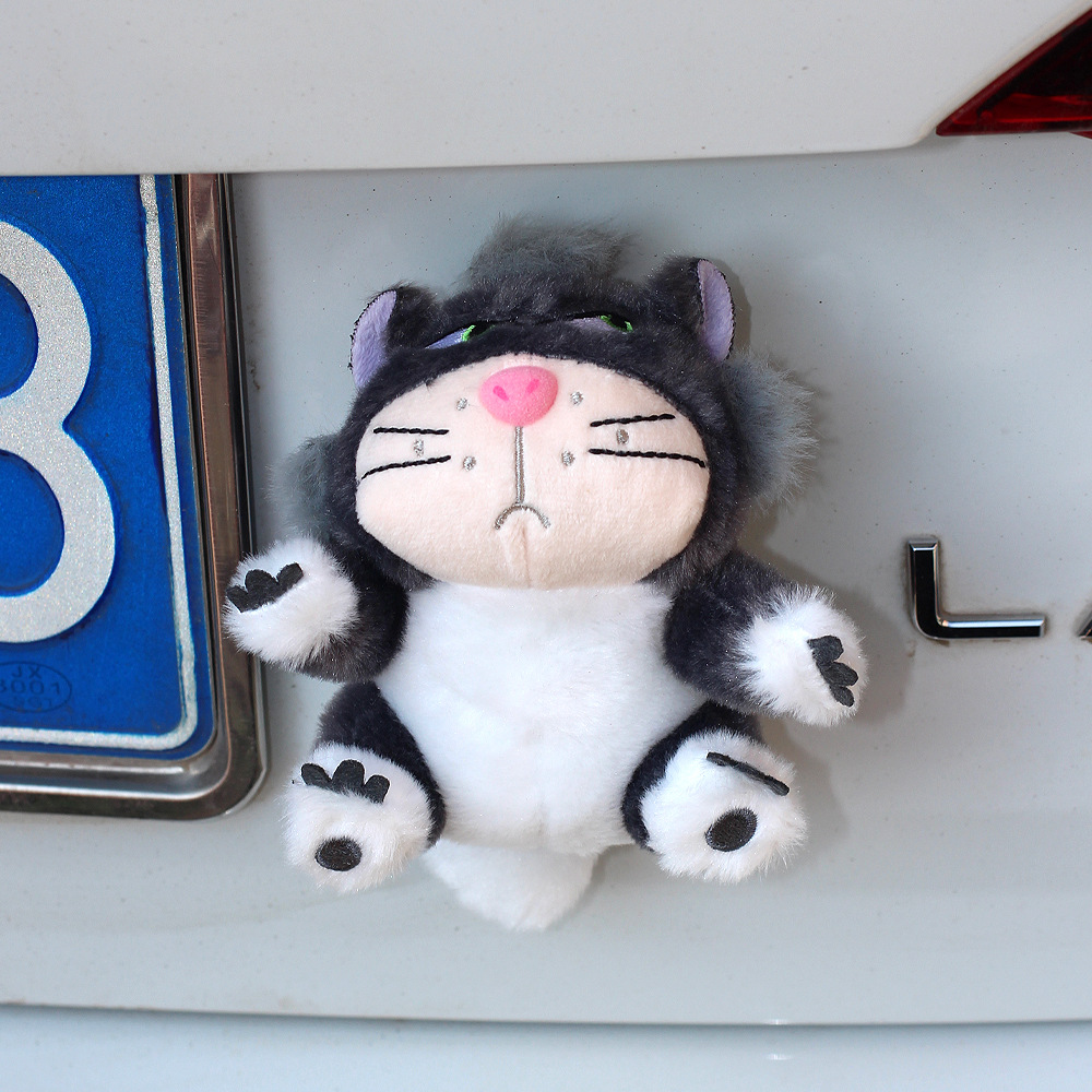 Cute Lucifer muñeca exterior coche techo de coche cola trasera muñeca de peluche colgante coche baúl colgante coche interior