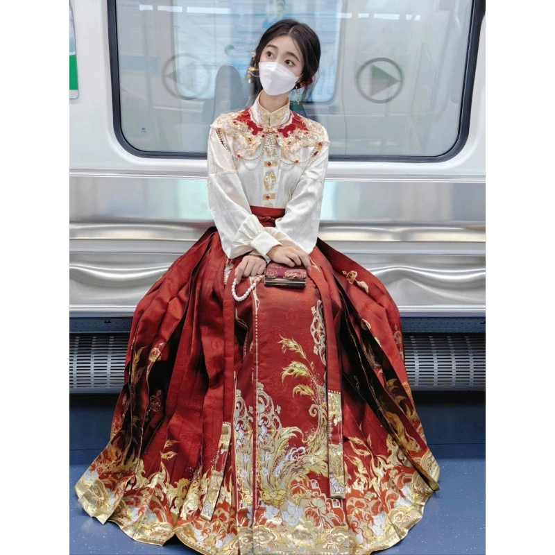 Новая юбка мамиан в китайском стиле больших размеров в национальном стиле Hanfu, миниатюрная летняя женская тонкая вышивка с рукавами-самолетами, красный комплект для женщин.