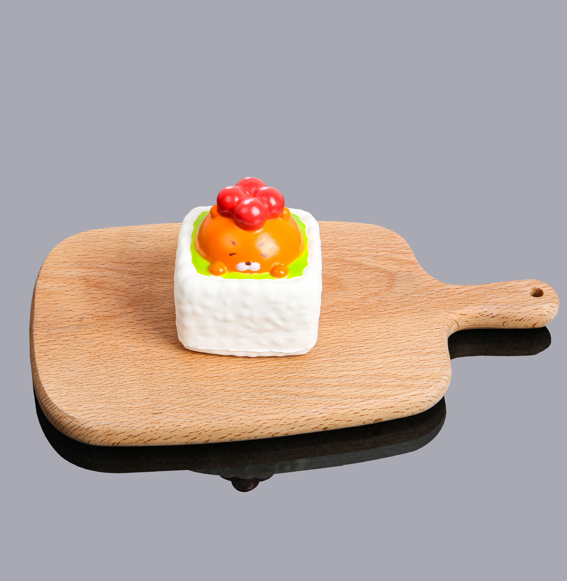 딸기 곰 머리 케이크