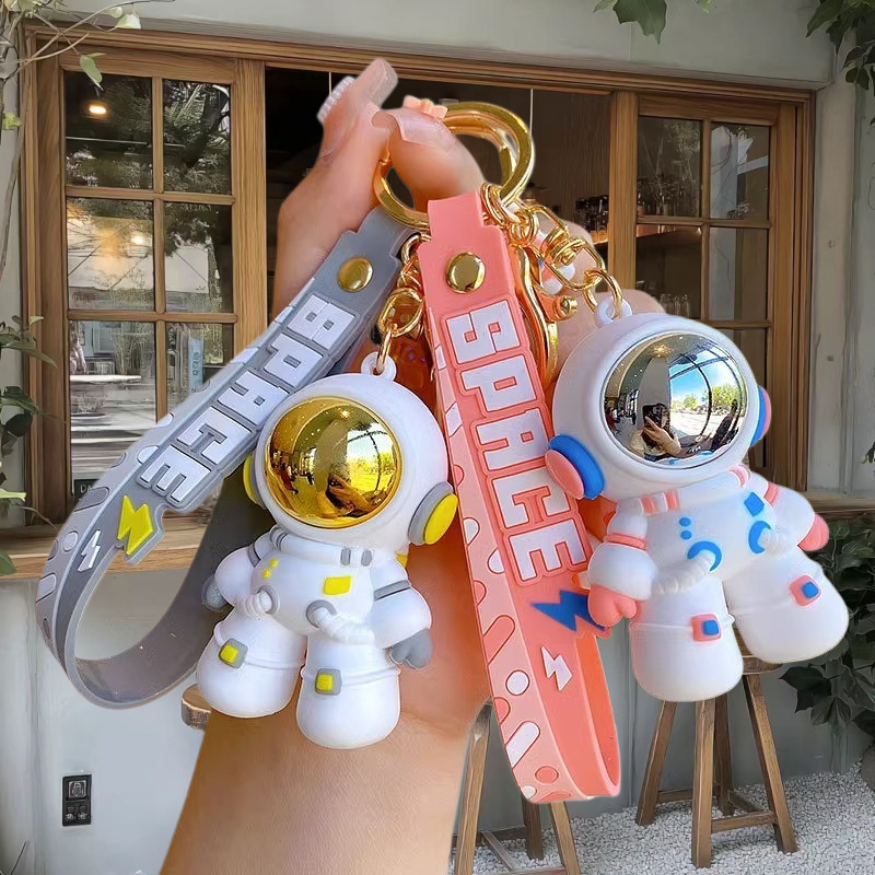 Space Astronaut Keychain Pendant Student Bag Decoration Small Gift Company Event Doll Machine Figurine Wholesale