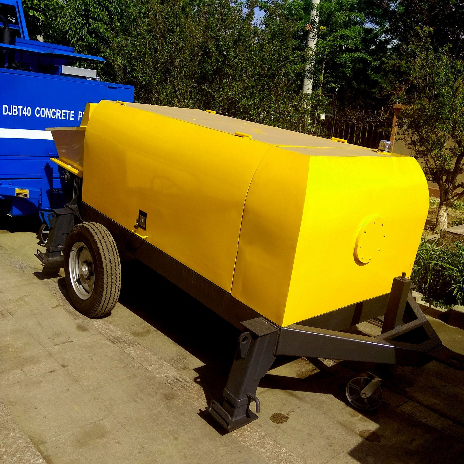 XBTS40细石混凝土输送泵 输送水泥细石砂浆 H混凝土输送泵 拖泵