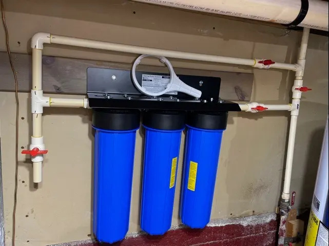 Purificador de agua del hogar comercial de 20 pulgadas de grasa grande botella azul de tres niveles de toda la Casa Gran grifo de agua del Filtro frontal de la tubería de agua