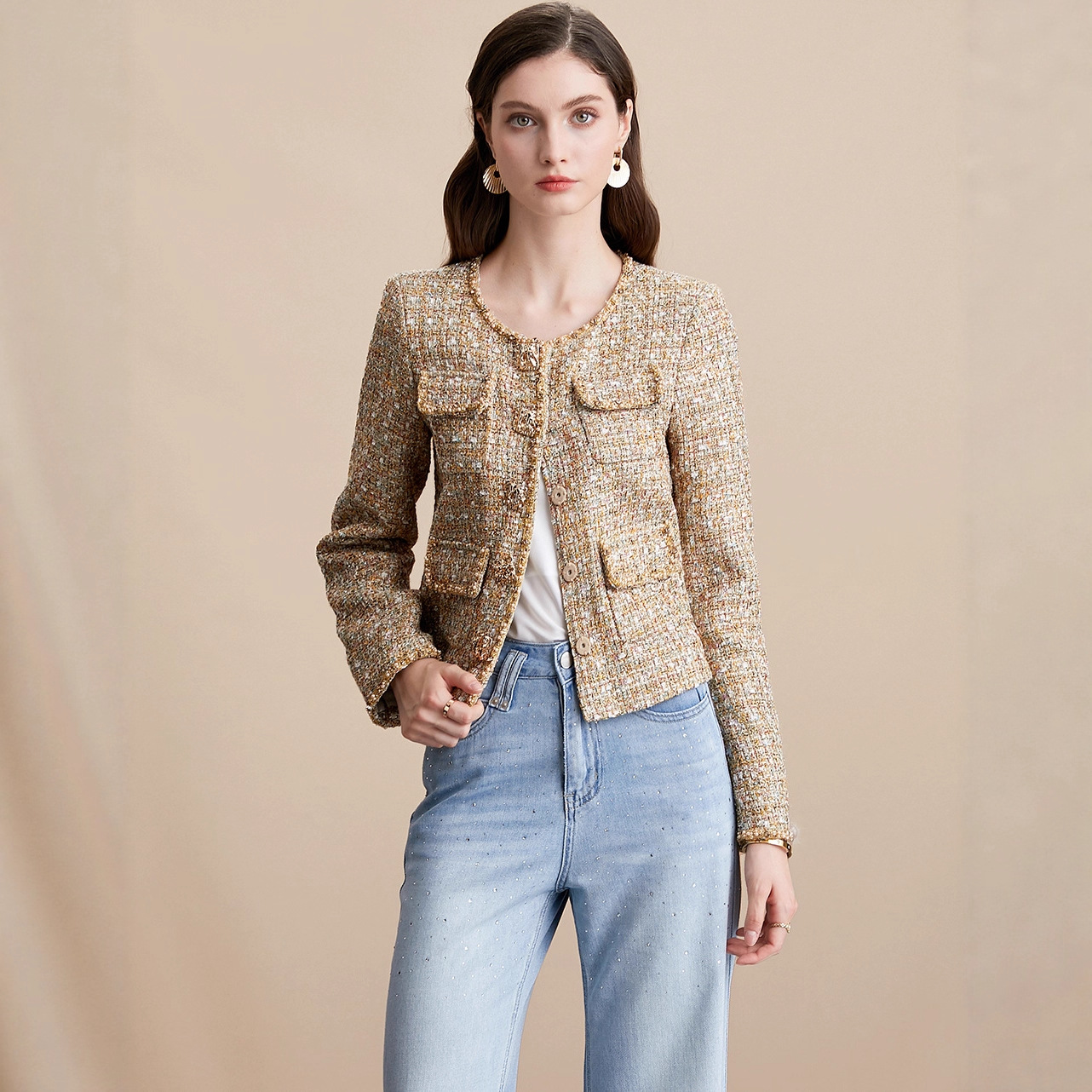 Elegant Commuter-Style Heavy Sequin Mixed-Color Women's Long-Sleeve Round-Neck Tweed Jacket with a Chanel-Inspired Design, Fashionable Straight-Cut Casual Wear