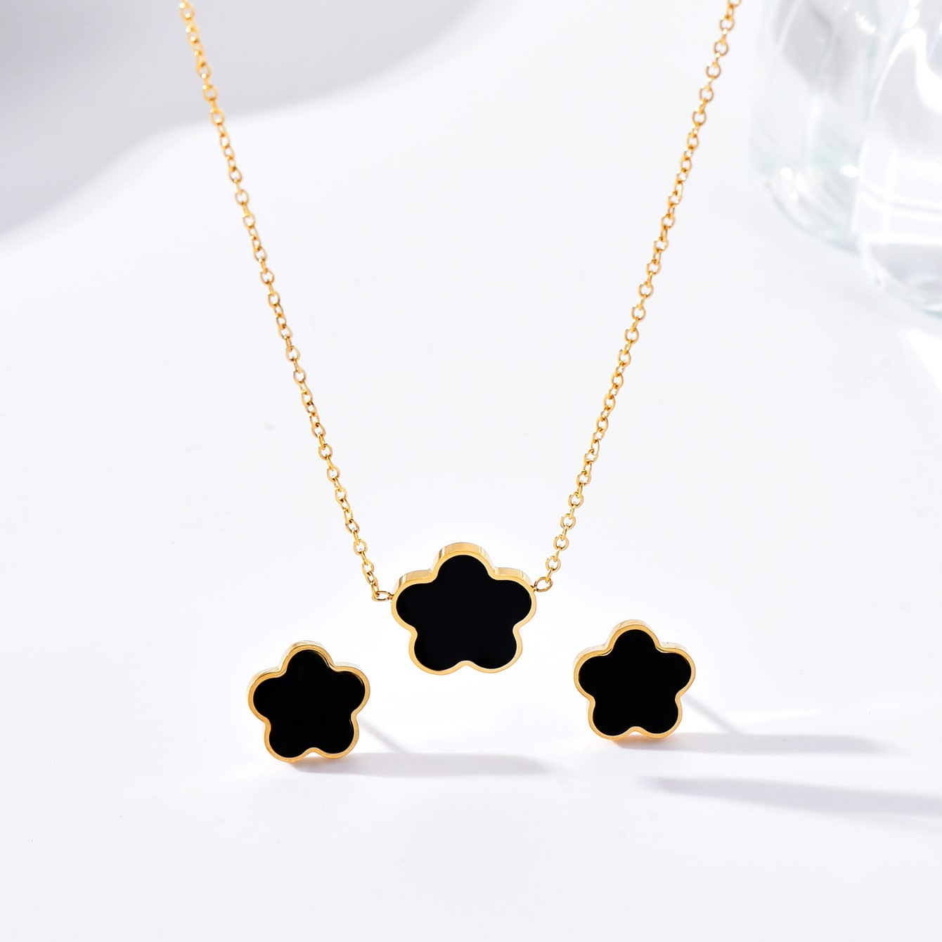 Golden White Shell Necklace