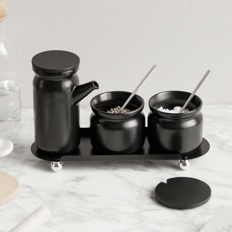 Luz de cerámica de lujo hogar alta temperatura resistente tanque de aceite condimento tarro de azúcar sal tarro condimento caja engrasador combinación traje al por mayor