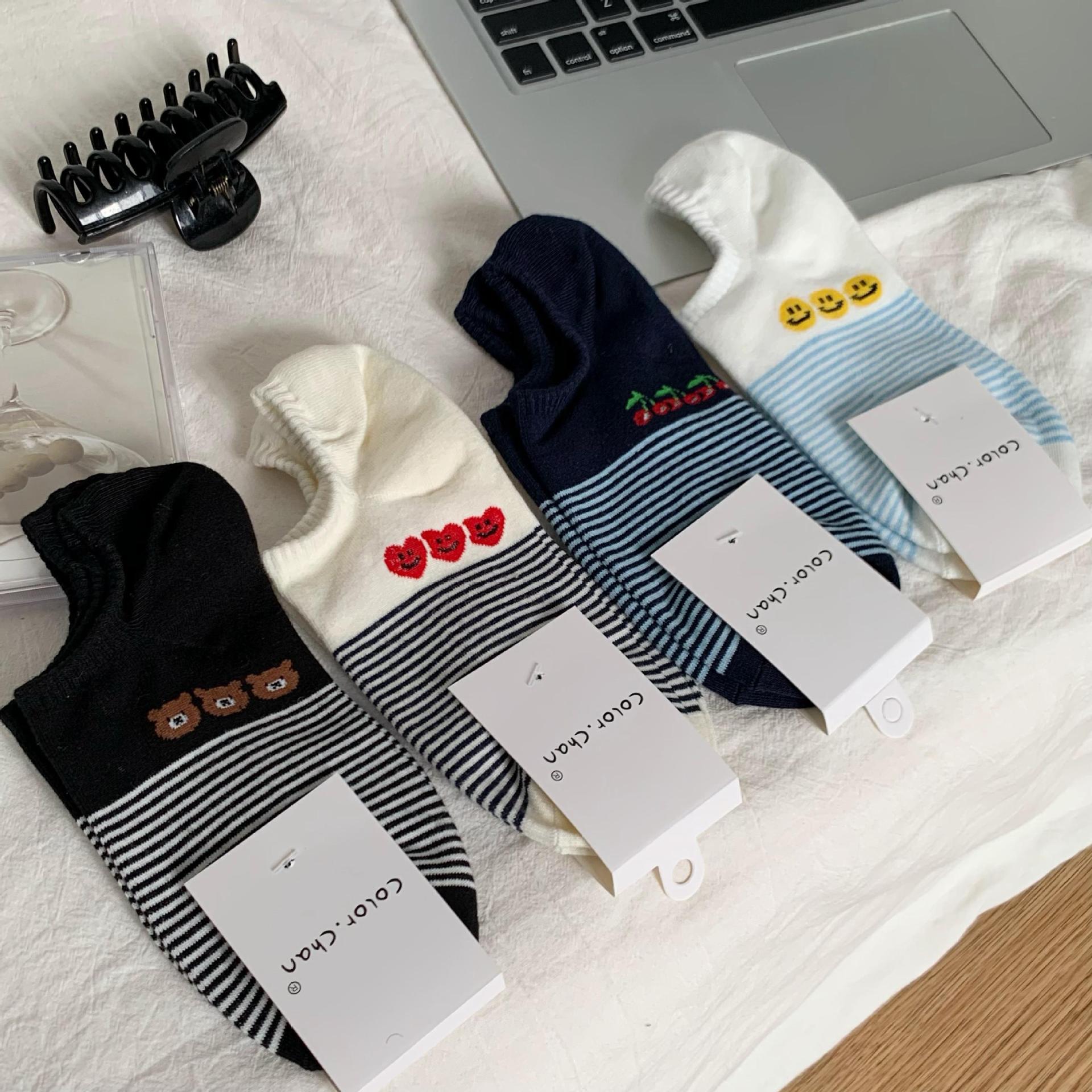 South Korea Dongdaemun New Women's Socks Summer Classic Pinstriped Boat Socks Cartoon Bear Cherry Love Smiley Socks Trendy