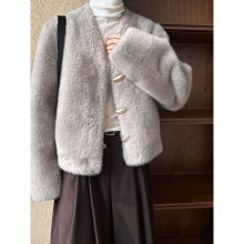 鹿西 皮毛一体外套女25冬季V领牛角扣仿貂绒短款环保皮草上衣8705