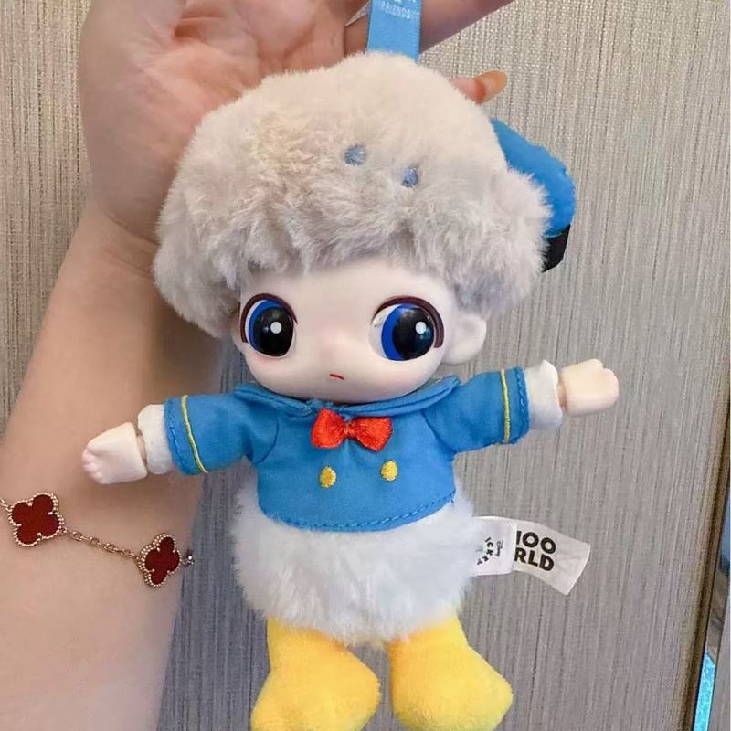 新製品 DIMOMO ビニールフェイスぬいぐるみキーホルダーペンダント女の子かわいいバッグペンダントカップル車のペンダントバッチ|undefined
