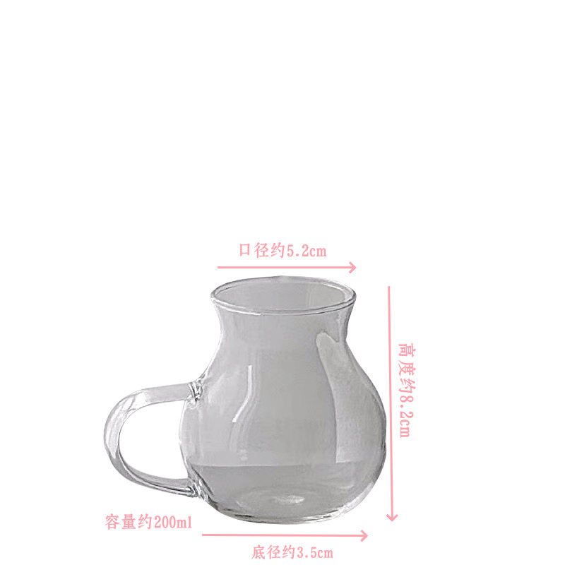 Modelo pingguang - con una pequeña jarra de leche