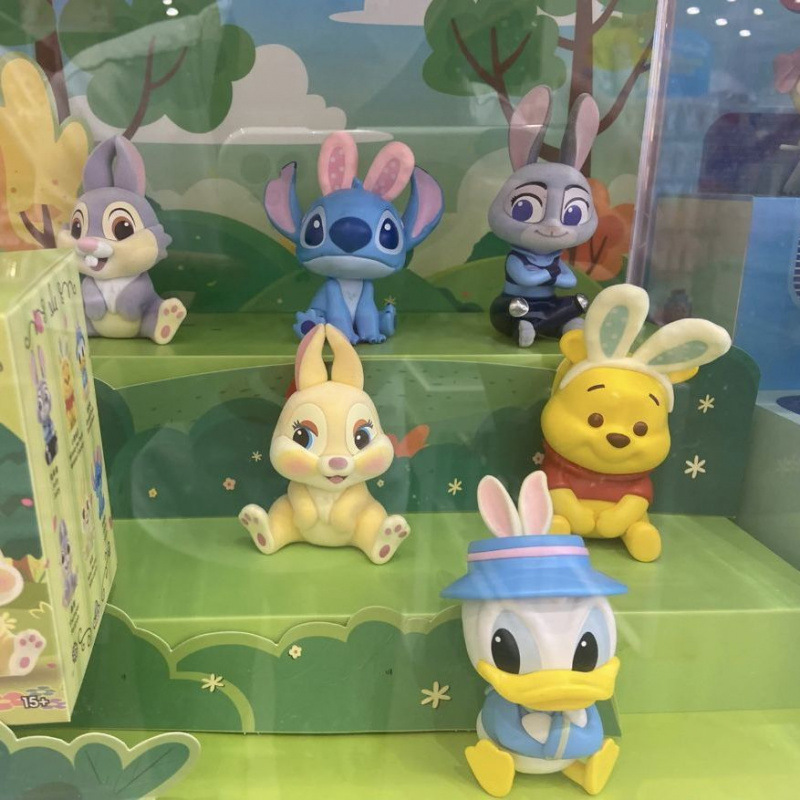 ¿Dónde está la serie de conejos ciegos, Teddy, Winnie the Pooh, Bonnie, adornos de escritorio de muñecas lindas al por mayor?