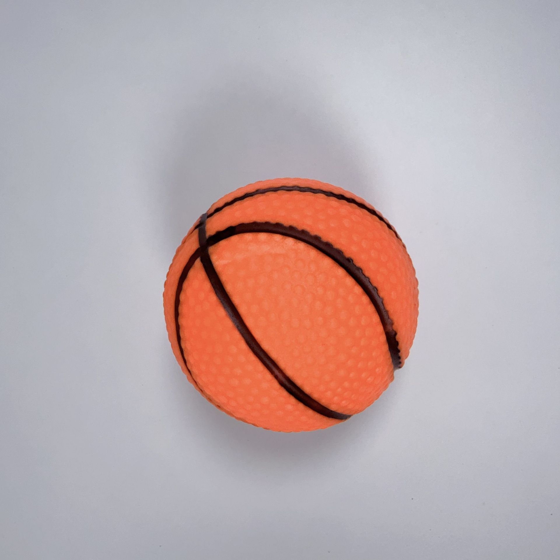 Balón de baloncesto sonoro (6.5CM, 30g)