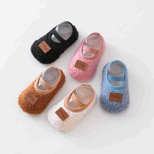 Children's indoor socks for autumn and winter, with extra padding and warm insulation, anti-slip and learning to walk shoes for babies, indoor anti-slip soft-soled socks