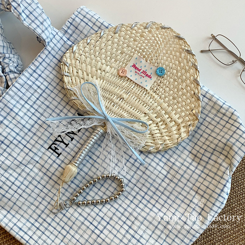 Nuevo estilo occidental lindo abanico de lazo de encaje plateado bordado de dopamina abanico de verano tejido chica