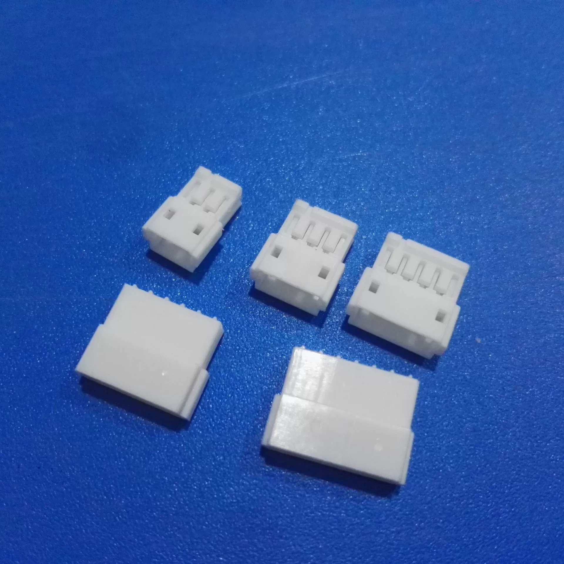 Zh1.5-2p/3p/4p/5R свободная мужская кромка разъем 1.5mm шаг
