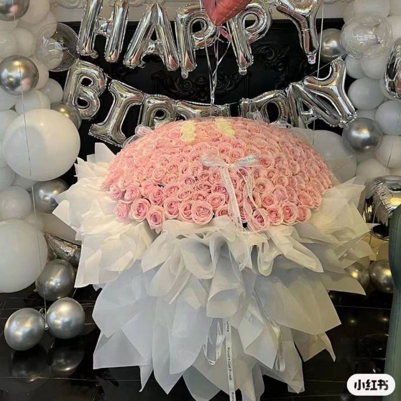 [내를 위한 소녀] 핑크 장미 199송이 + 램프