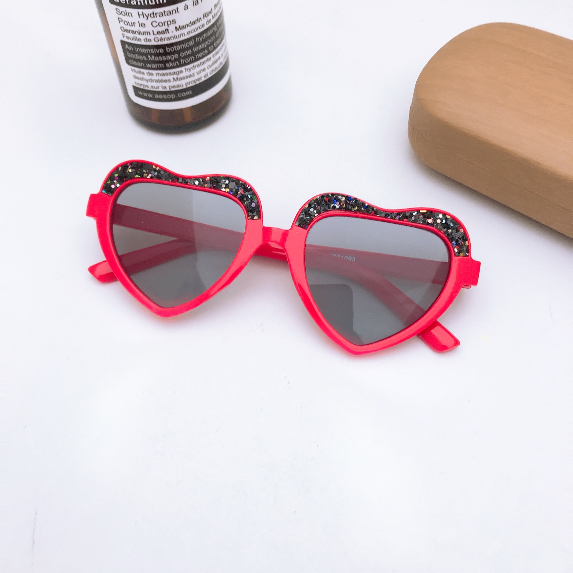 45g Weight Full Frame Glasses Structure Sunglasses Classification Ac, UV400 Protection Lens Material Special-Shaped Mirror Glasses Style Outdoor, Travel Occasion Solid Color Pattern All Seasons Season Children Unisex Gender Streetwear Style Streetwear Solid Color Ac UV400 Protection Special-Shaped Mirror Full Frame Kids Sunglasses 4