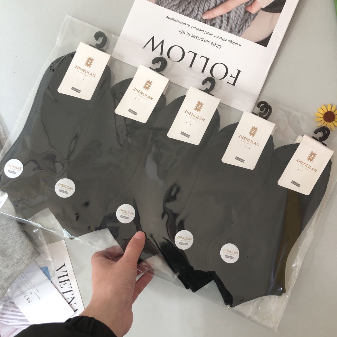 Primavera y verano nuevos calcetines de color sólido, calcetines para hombres, calcetines de algodón de tubo corto transpirables que absorben el sudor, calcetines deportivos, calcetines desodorantes para hombres al por mayor