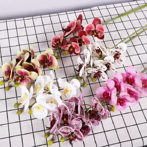 New plastic simulated 3D Phalaenopsis, wedding decorations, petals, props, fake flowers, small bouquets of Phalaenopsis simulated flowers
