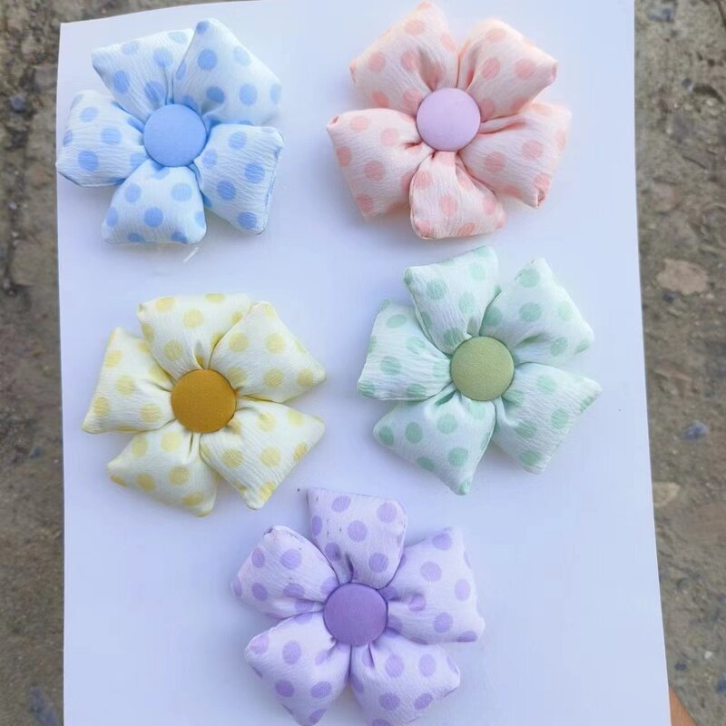 Cotton-filled fabric square five-petal flower color three-dimensional wave dot flower hair accessories clothing hat accessories bag shoes and socks accessories Cotton-filled fabric square five-petal flower color three-dimensional wave dot flower hair accessories clothing hat accessories bag shoes and socks accessories