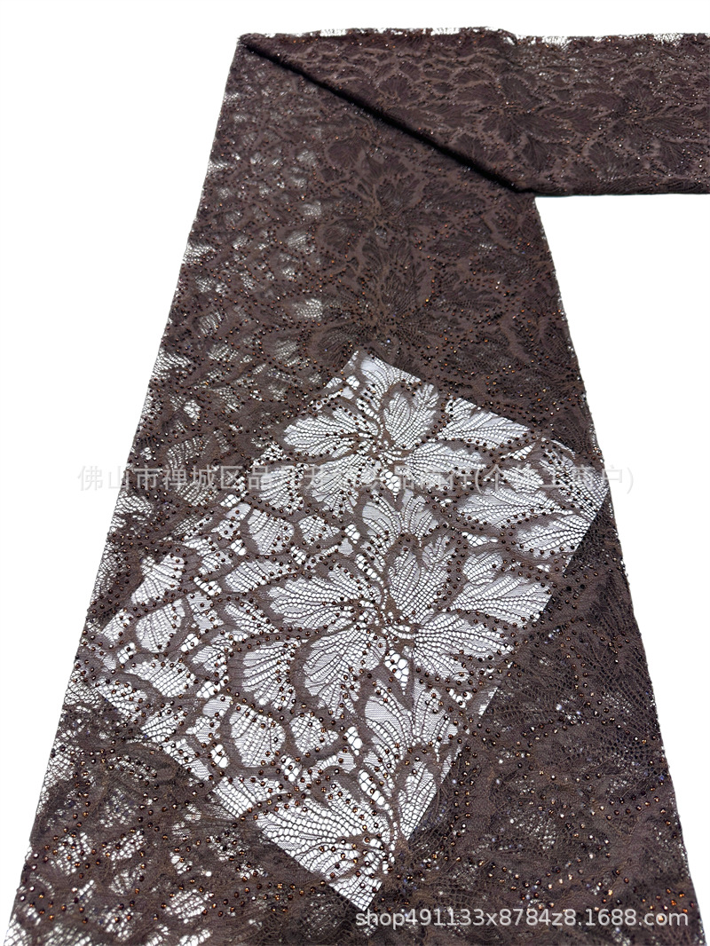 Nuevo hueco flor de encaje fondo tela de perforación caliente pesada cola de pez vestido de boda vestido de noche brindis tela spot
