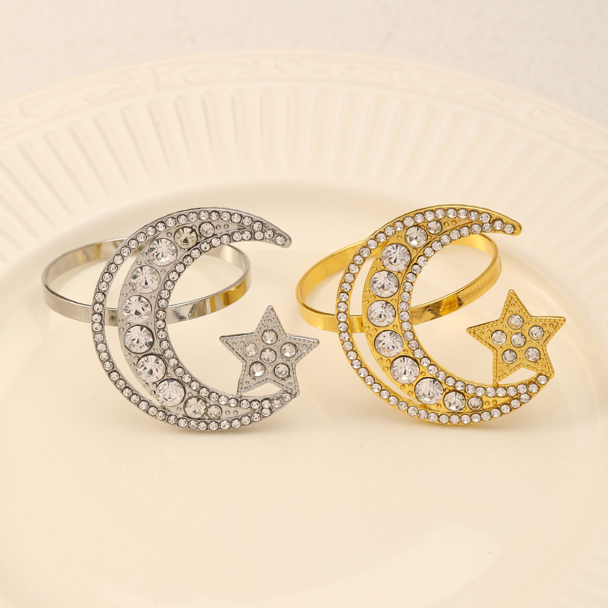 25g Weight napkin rings Kitchen and drinking utensils 1 Piece Quantity Daily Occasion Alloy Material Star, Moon Pattern Casual Style Casual Star Moon Alloy Napkin Rings 1 Piece 2