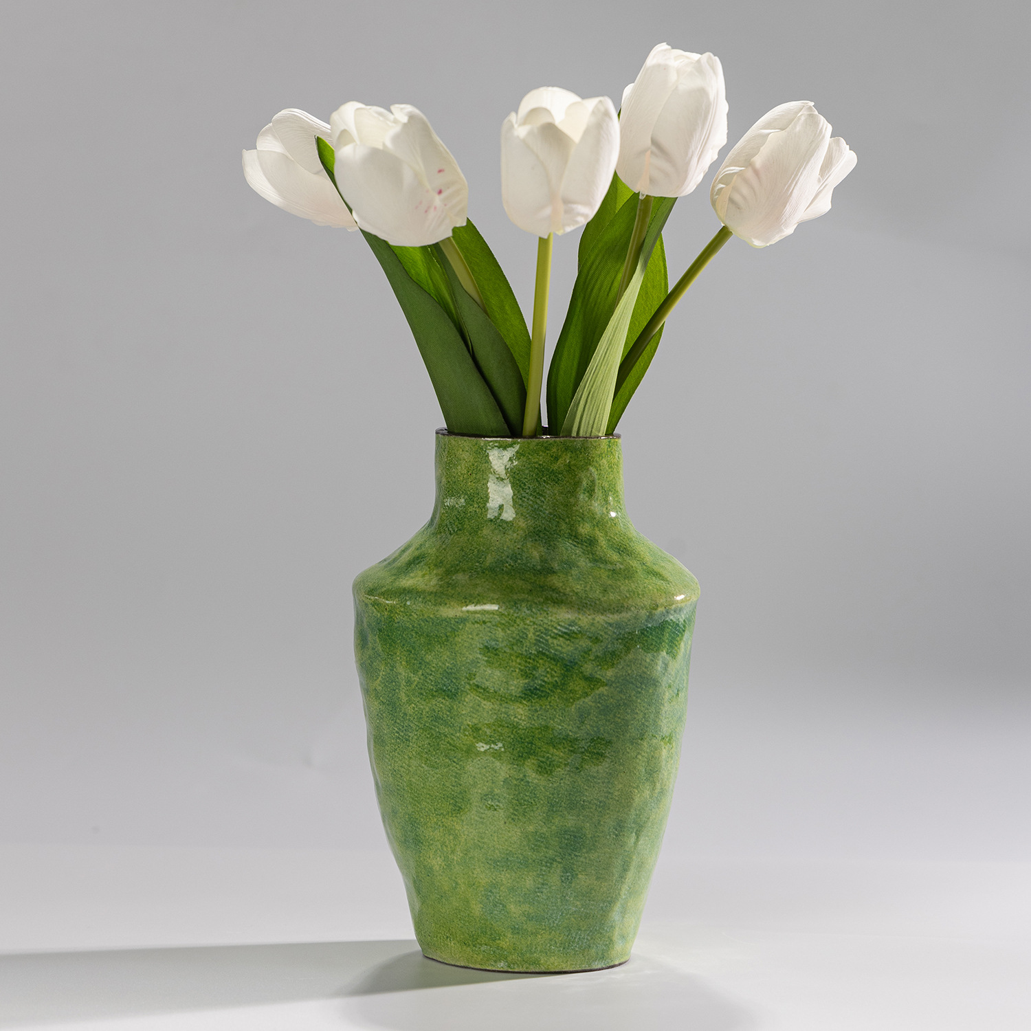 Jingdezhen 새로운 중국 스타일 세라믹 작은 꽃병 거실 홈 커피 테이블 데스크탑 꽃꽂이 장식품 빈티지 꽃병 장식