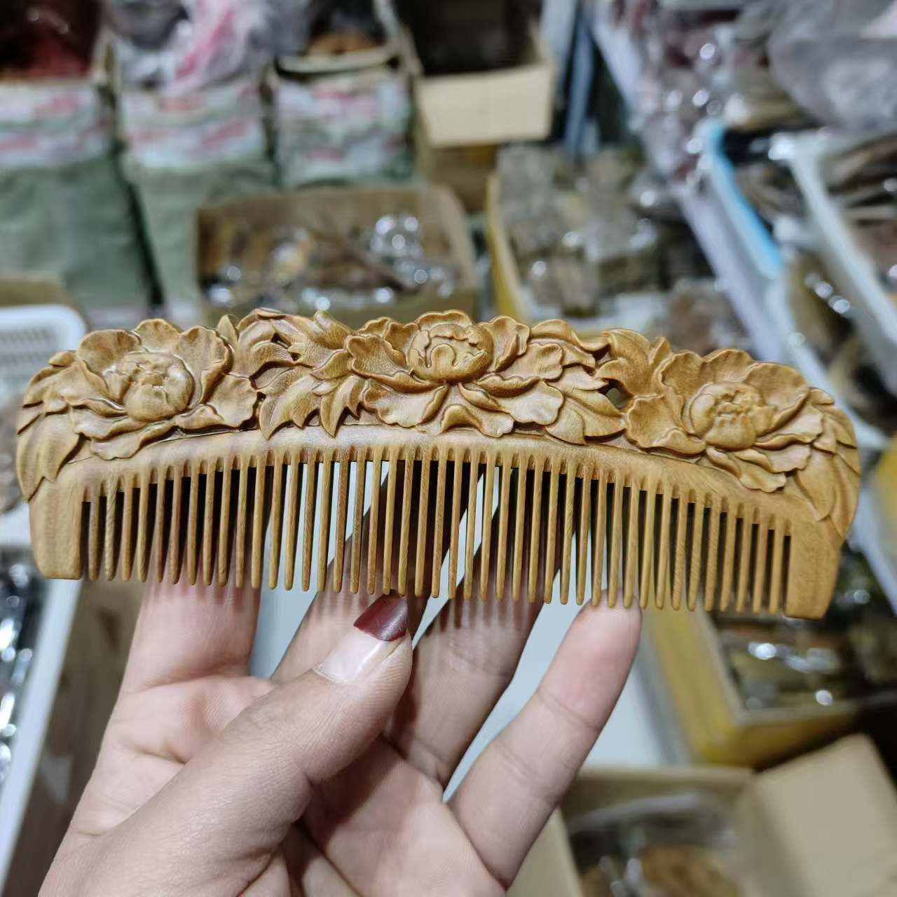 緑檀木両面彫刻磨き木櫛マッサージ保健携帯櫛プレゼントスポットメーカー卸売り