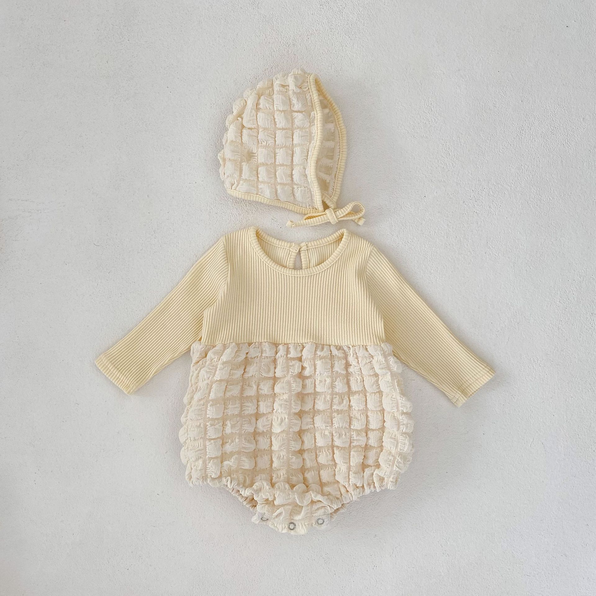 Tuta Ha Yi a maniche lunghe in garza a bolle per bambina autunno 2024, tuta da gattonare + set di 2 cappelli in regalo_voghion.com