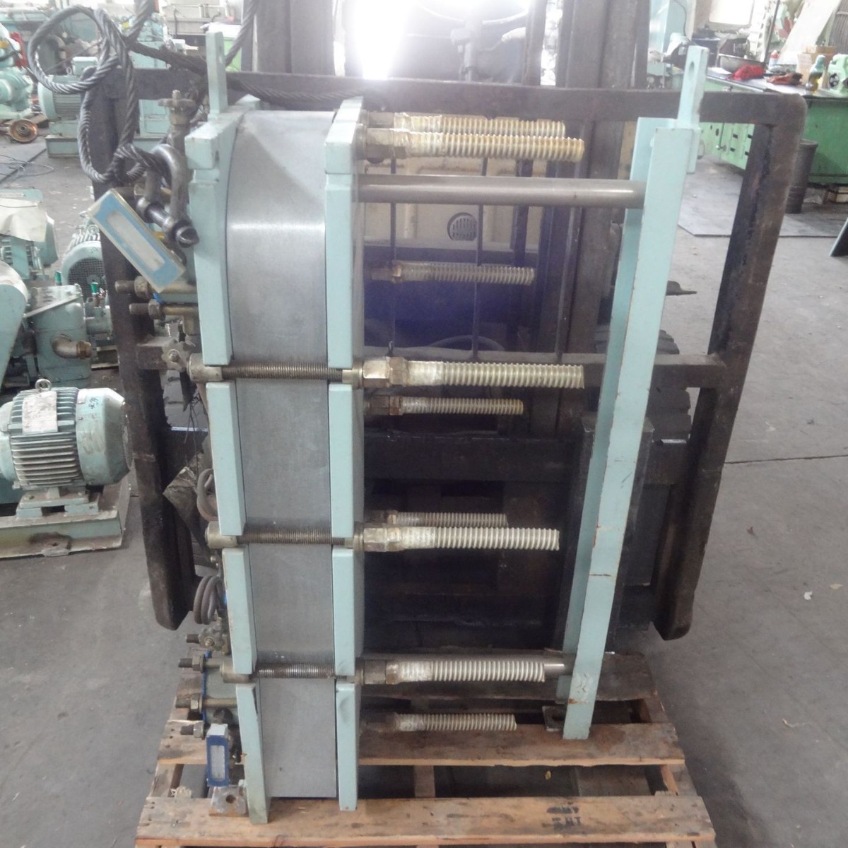 新远原厂全新板式冷却器  HT102M-1P-33