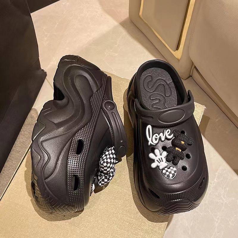 5691 butterfly bear black