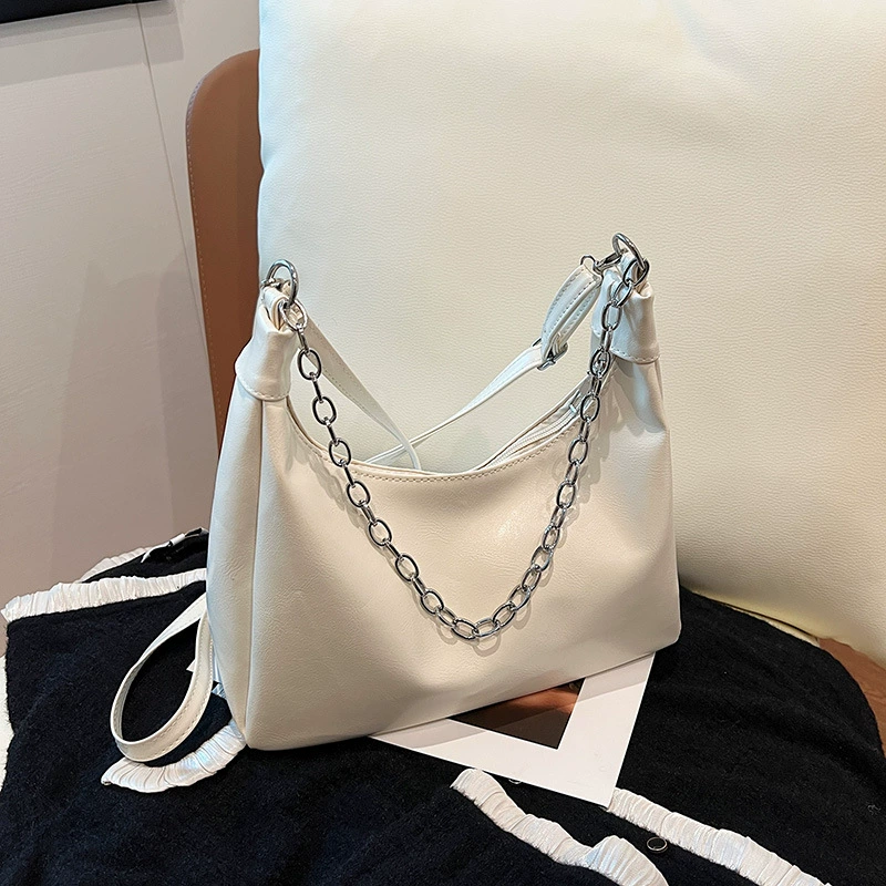 Capacious trend shoulder bag, high-quality style