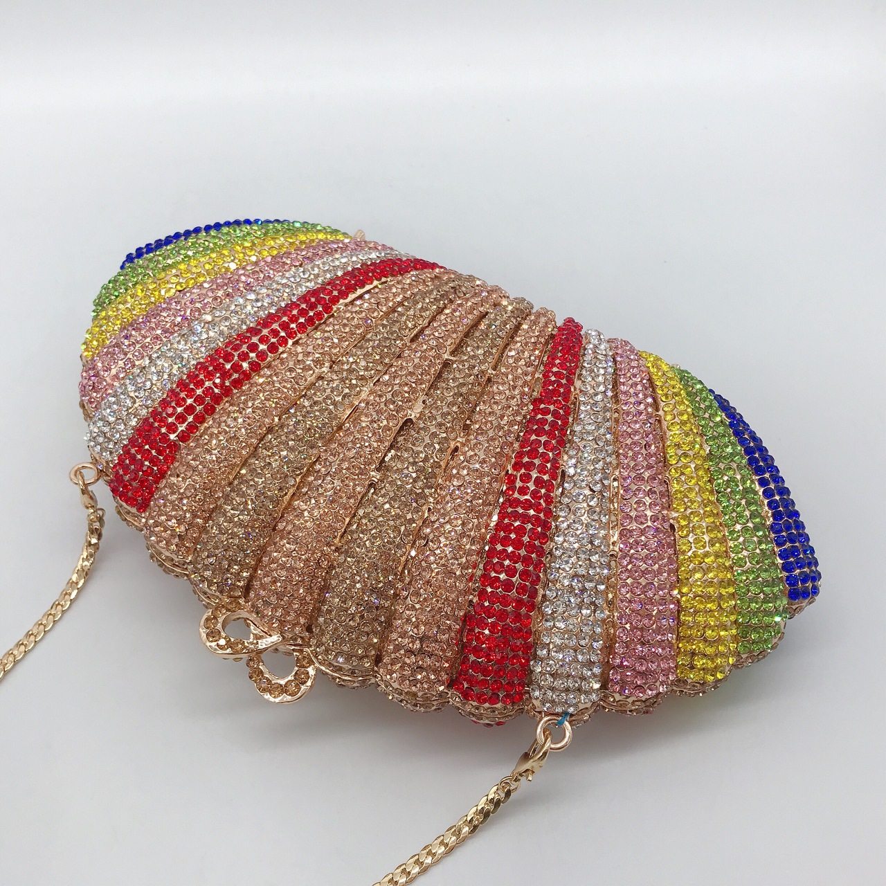 Túi Clutch Nữ Đính Đá Dạ Hội Hình Bánh Bao Màu Cầu Vồng 21×12×5 cm — Màu cầu vồng
