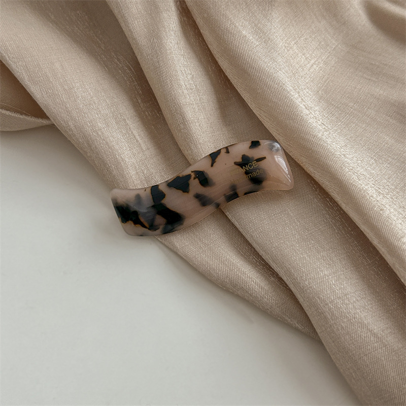 Women's Casual Solid Color Leopard Acetic Acid Sheets Hair Clip display picture 7