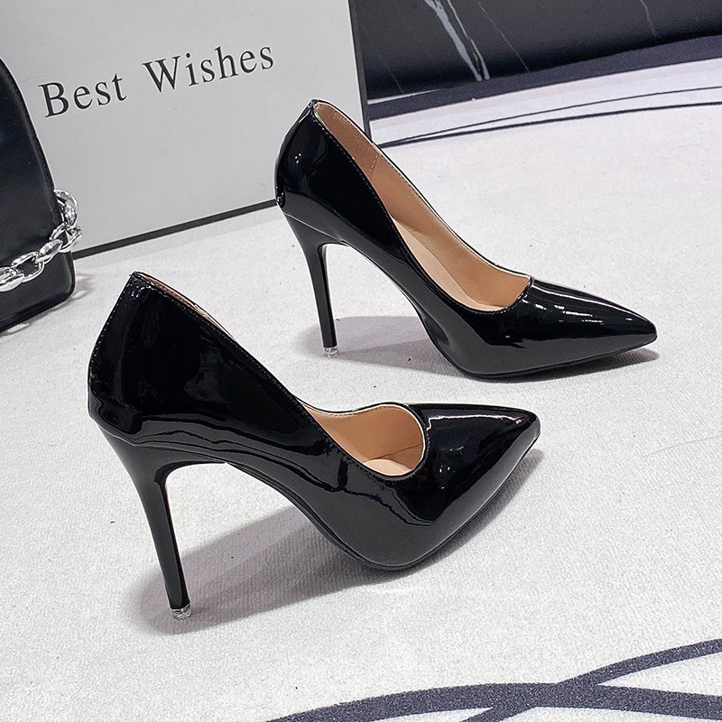 Zapatos de talón alto para mujeres 2024 primavera nuevos tacones afilados con un zapato de trabajo zapatos de mujer
