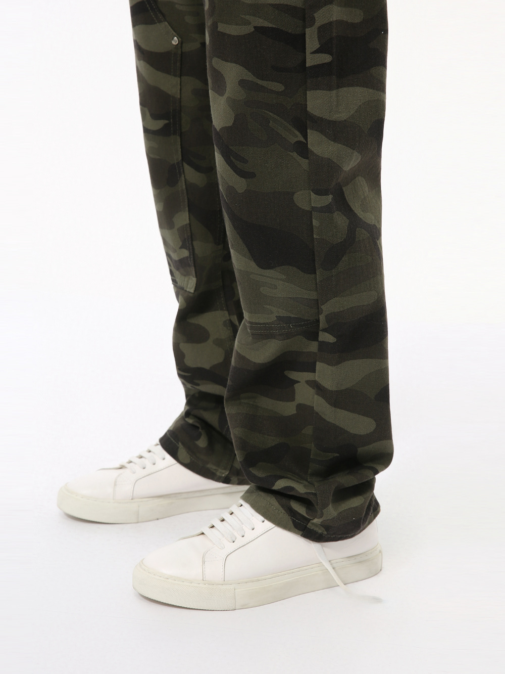 MTLCLOTHES Hombres| Nuevos productos de otoño de estilo americano camuflado empalme pegatinas vibe de alta calle jeans retro