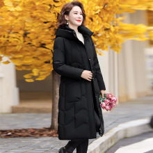 品牌女装羽绒服2025年新款冬季长款中年妈妈收腰休闲加厚保暖外套