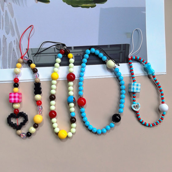 Ins Girl Color Kitty Cat Beaded Camera Mobile Phone Chain Universal Wrist ccd Pendant Girl Cute Premium