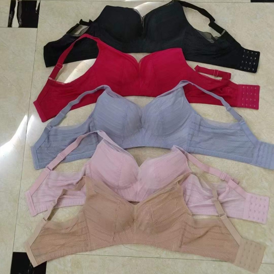 Nuevo estilo sujetador inalámbrico moda Jacquard de encaje transpirable cómodo alta calidad superior delgada inferior grueso tres breasted ropa interior para las mujeres
