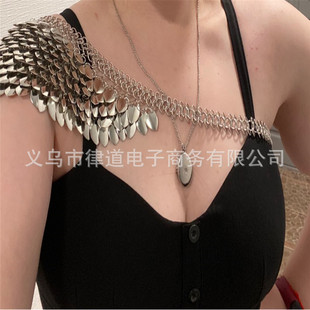 European and American Cross-Border Hot-Selling Fish Scale Single Shoulder Jewelry for Men and Women, Heavy Alloy Fish Scale Leaf Chain