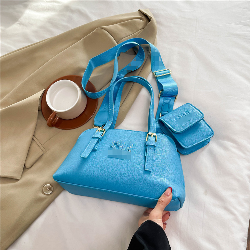 Bolso de bolos transfronterizo para mujer 2025 primavera nuevo bolso de axilas de moda bolso de almohada de hombro de gran capacidad de diseño de nicho