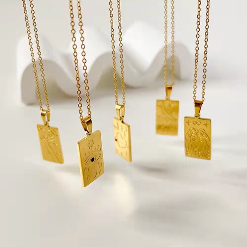 Cross-border 18K stainless steel tarot card signet necklace for women, personalized fashionable titanium steel square pendant necklace jewelry