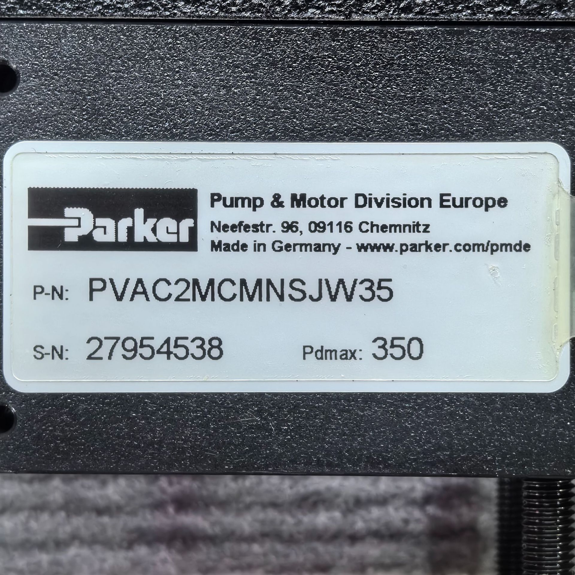 PVAC2MCMNSJW35 # Parker // 派克，液压阀、比例阀、传感器
