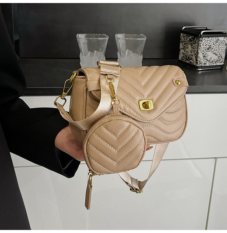 Borsa a tracolla da donna, borsa a spalla con catena elegante_voghion.com