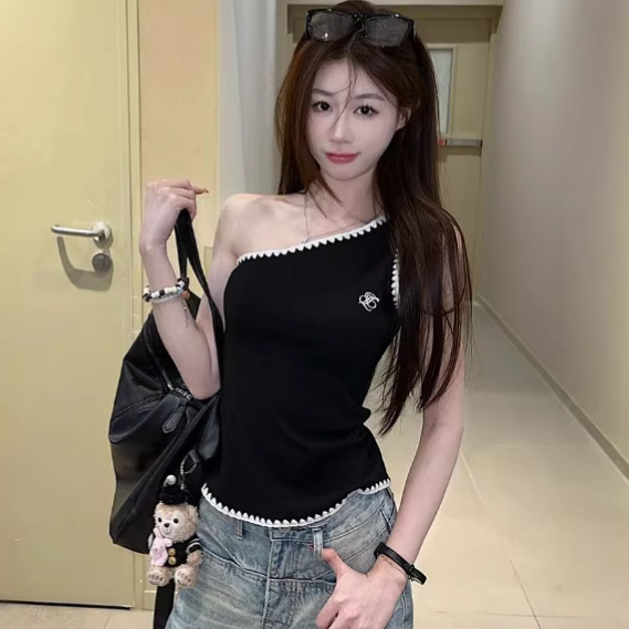 Sexy Pure Desire Ins Style Ribbon Color-Blocking One-Shoulder Camisole Women's T-Shirt Summer Embroidered Sleeveless Hot Girl Top Trendy Women's Fashion