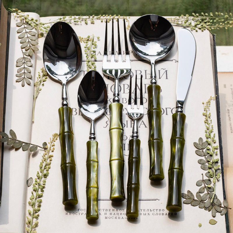 High-Quality Stainless Steel Cutlery Set: Steak Knife, Fork, and Spoon Three-Piece Set, High-End Western-Style Dessert Spoon, Long-Handled Knife, Fork, and Spoon High-Quality Stainless Steel Cutlery Set: Steak Knife, Fork, and Spoon Three-Piece Set, High-End Western-Style Dessert Spoon, Long-Handled Knife, Fork, and Spoon