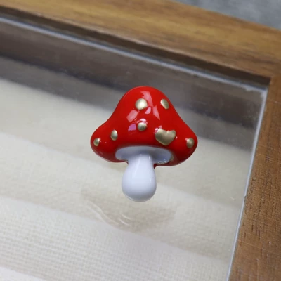 Middle Ancient vintage Enamel Cute Small Mushroom Corsage Women's Shawl Buckle Jewelry Collar Pin Brooch