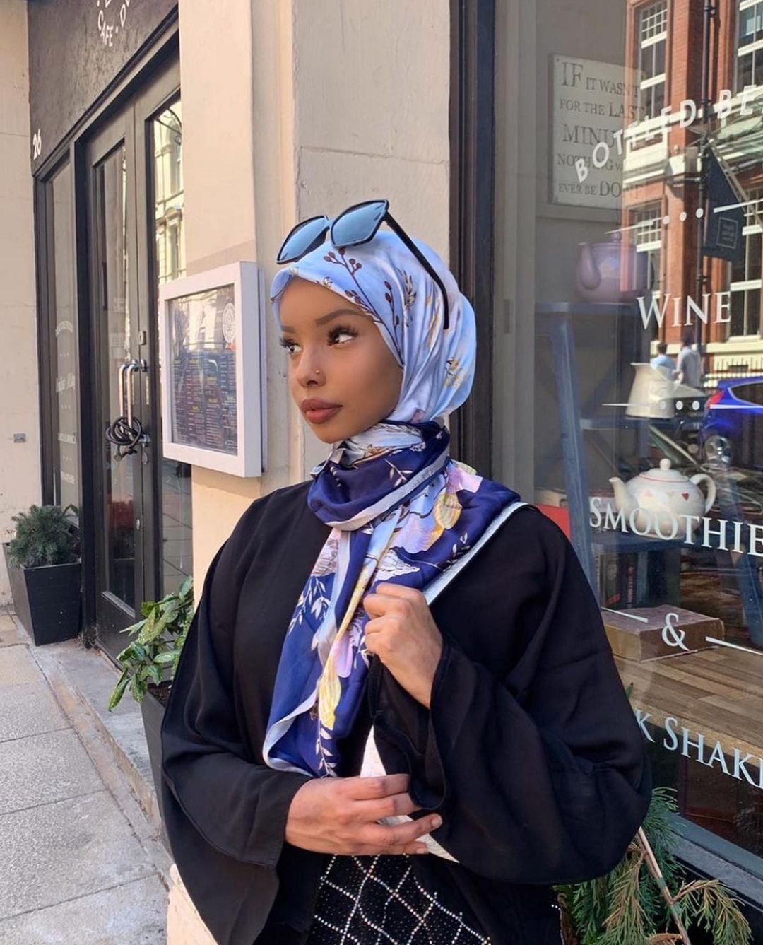Printing Design Casual, Simple Style Style Women's Casual Simple Style Tree Feather Flower Satin Printing Silk Scarf