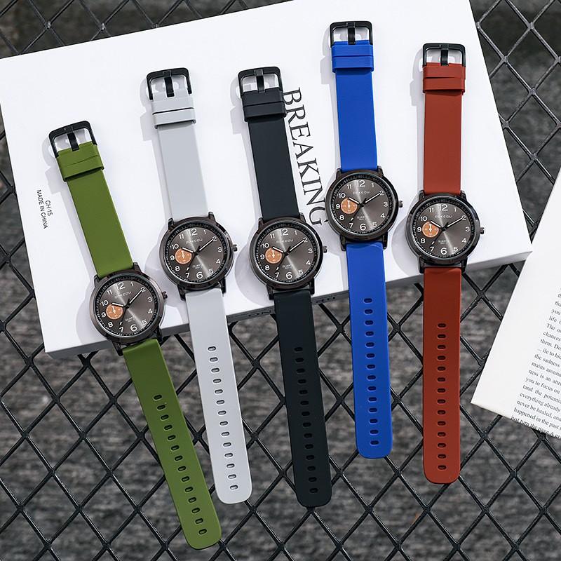 universal quartz silicone watch