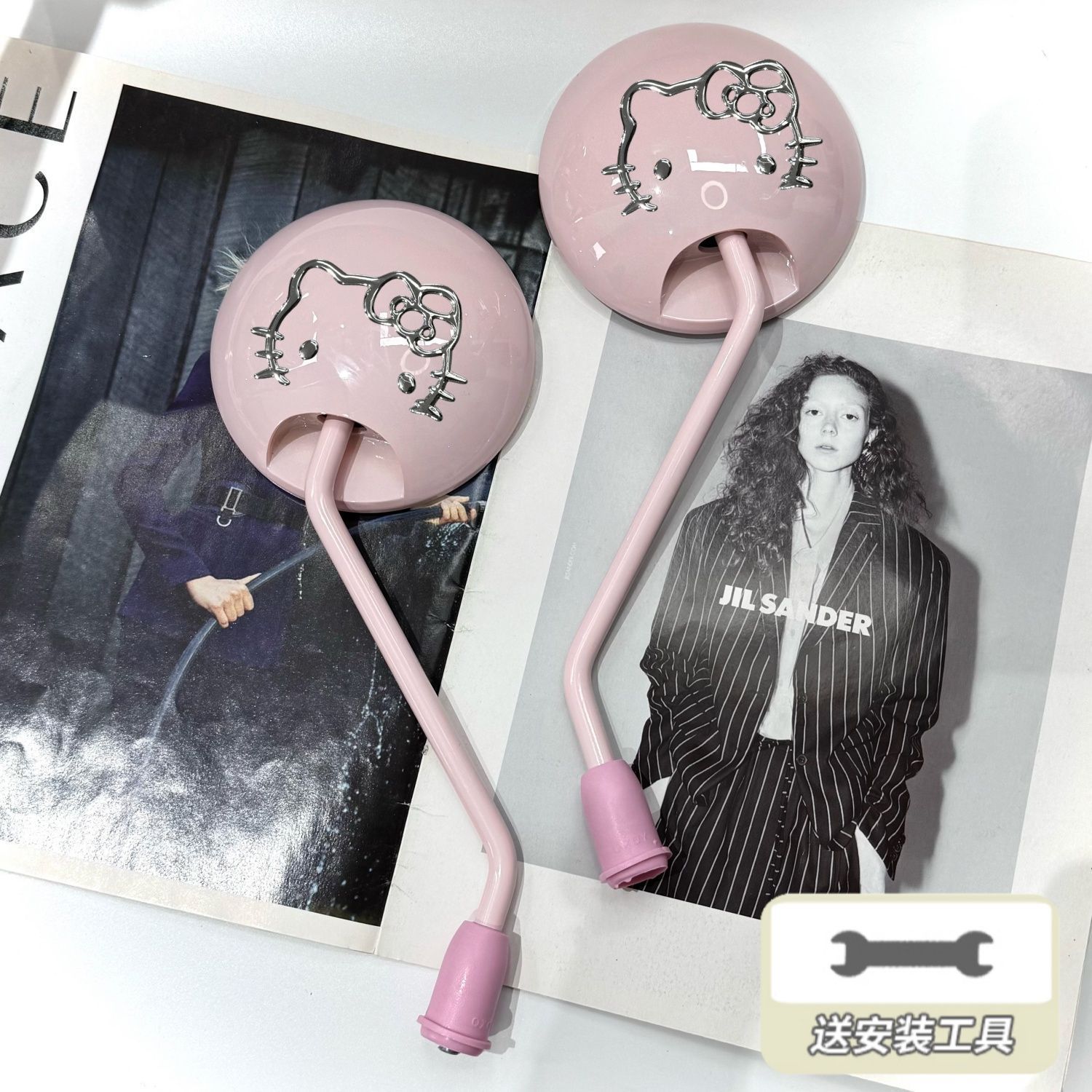 Pink kitty+rearview mirror