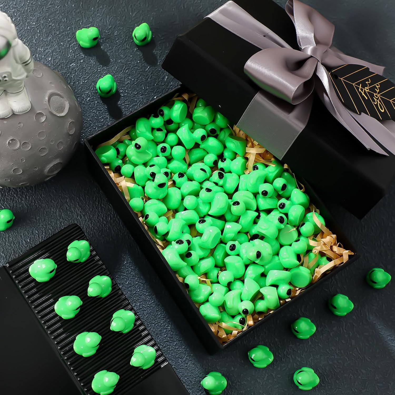 Cross-Border New Alien Duck Micro Landscape DIY Bonsai Small Ornaments Resin Crafts Landscaping Accessories Animals